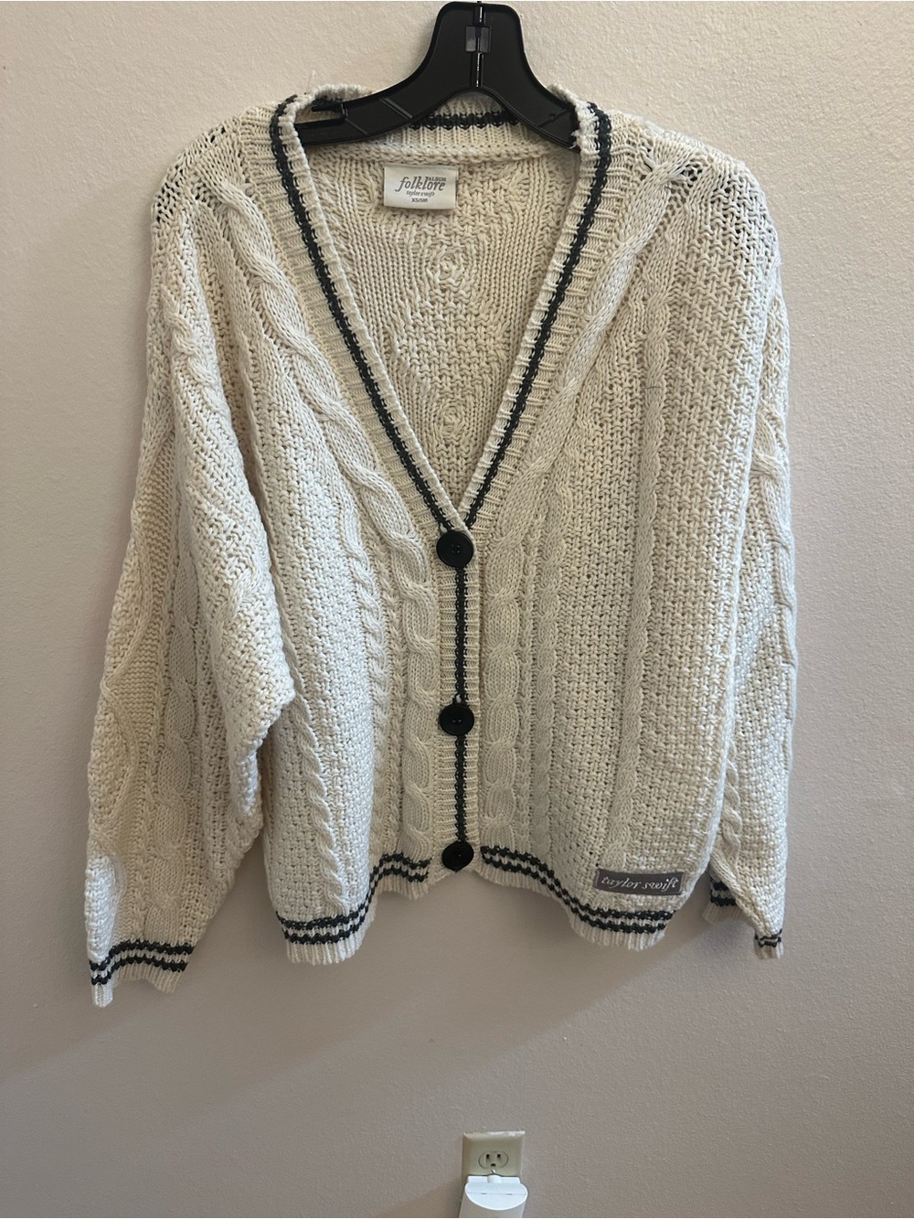 Taylor Swift Cream Cable Knit Cardigan with Black Trim